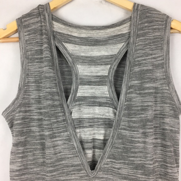 Athleta Gray Layered Cutout Back Tank Top Size S - Picture 6 of 8